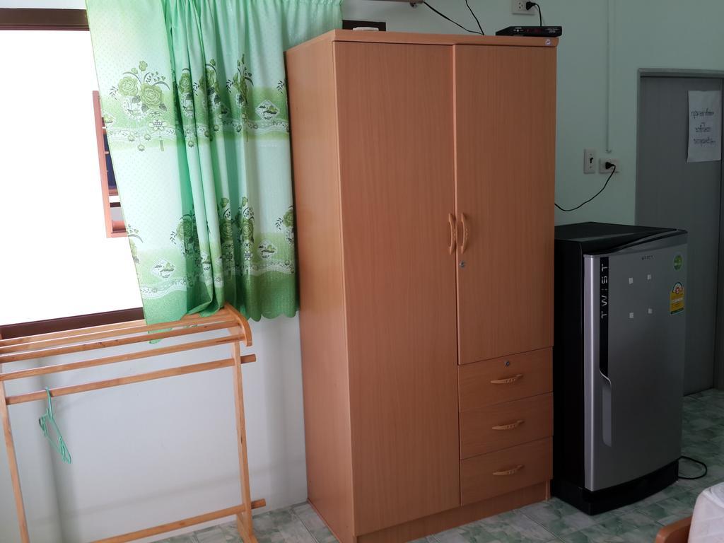 Chaiwat Resort Laem Sing Habitación foto